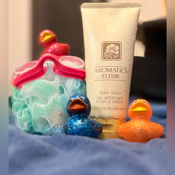 Clinique Other - Aromatics Elixir Body Wash - Clinique